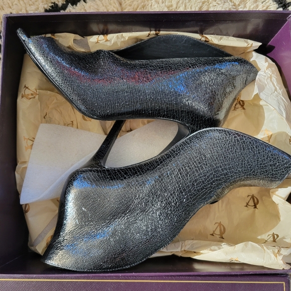 Vince Camuto Signature VI-Ronan Black Bootie Heel - Picture 7 of 8